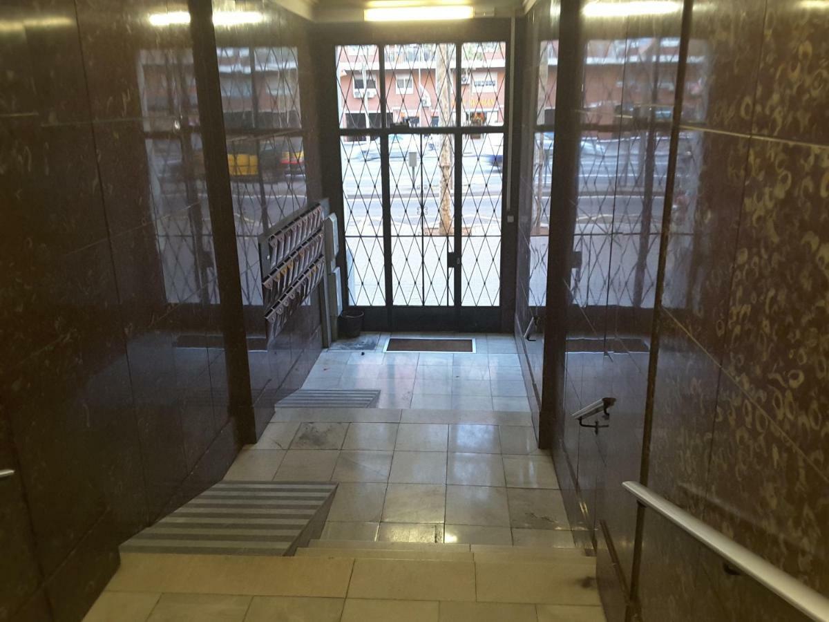 Apartamento Gran Via De Les Corts Catalanes برشلونة المظهر الخارجي الصورة